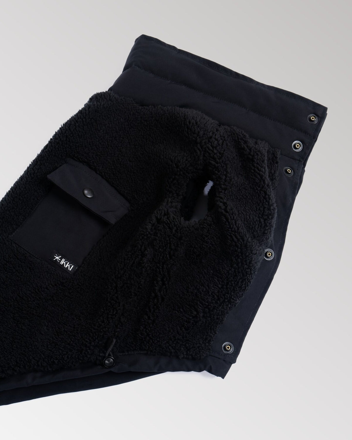 Bianca Vest in All-Black, close-up detail