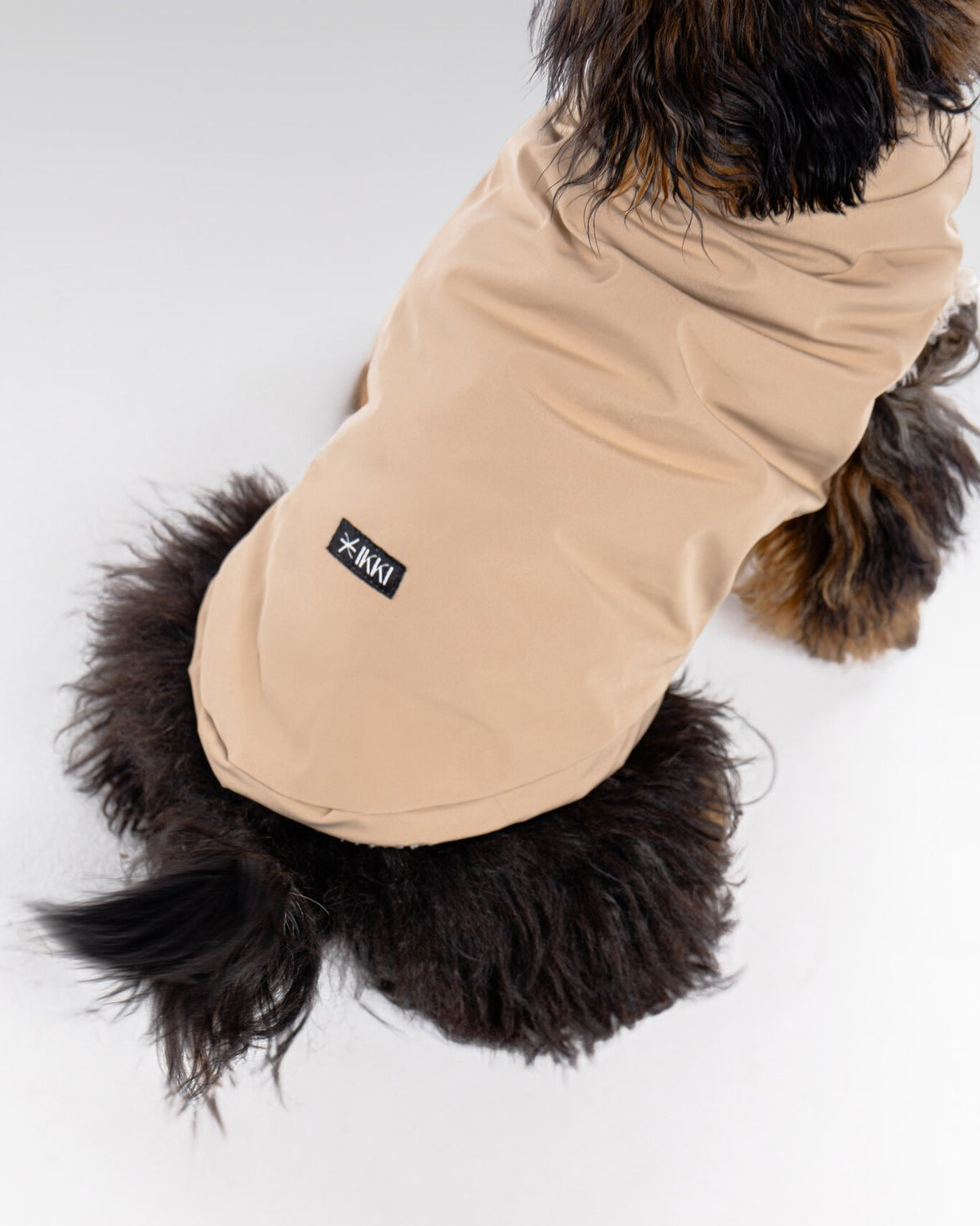 Bianca Vest in Camel, close-up detail