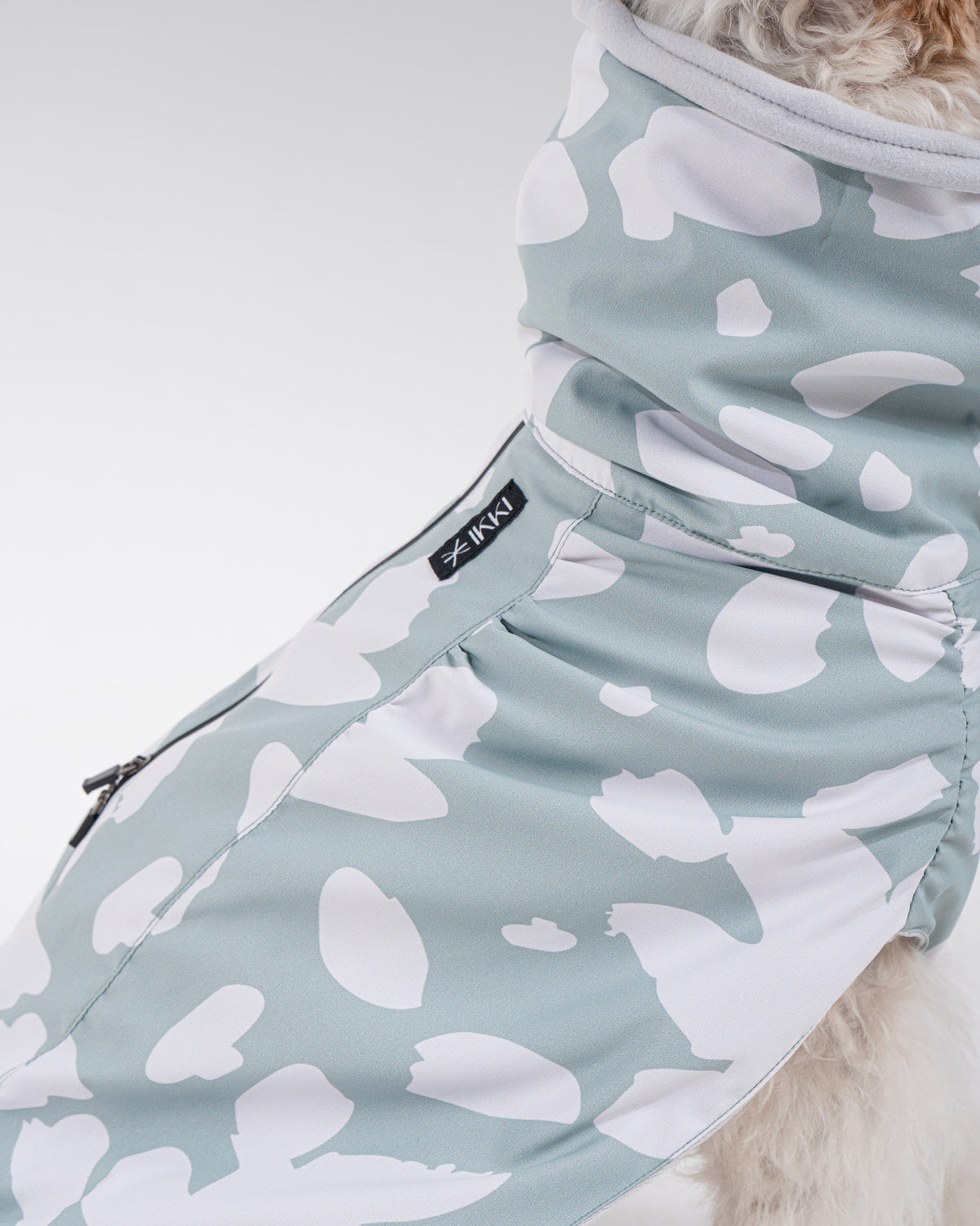 Helena Raincoat in Mint, close-up detail